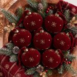 Set of 12 burgundy velvet-covered Christmas baubles with snowflake designs (2.36" diameter)